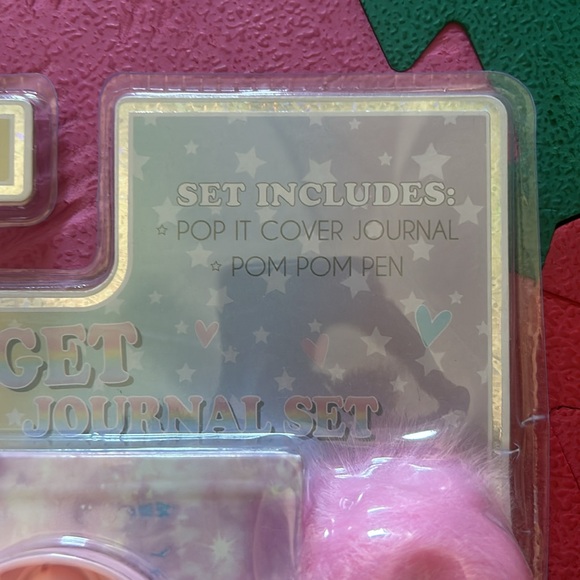 🆕 Pop Fidget Notebook - Picture 2 of 2